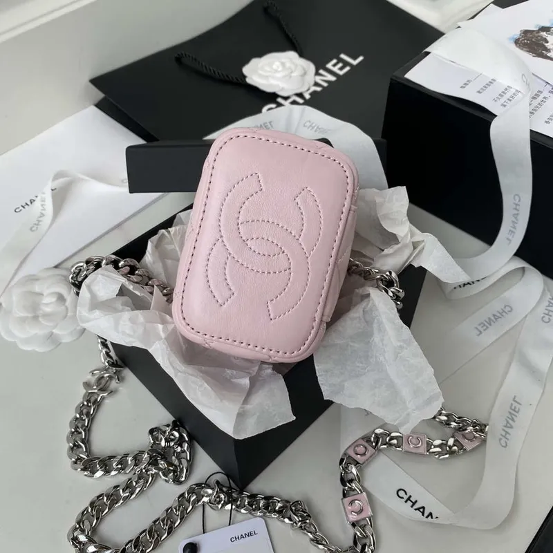 Chanel AP2718 Malá kosmetická taštička s řetízkem, růžová jehněčí kůže