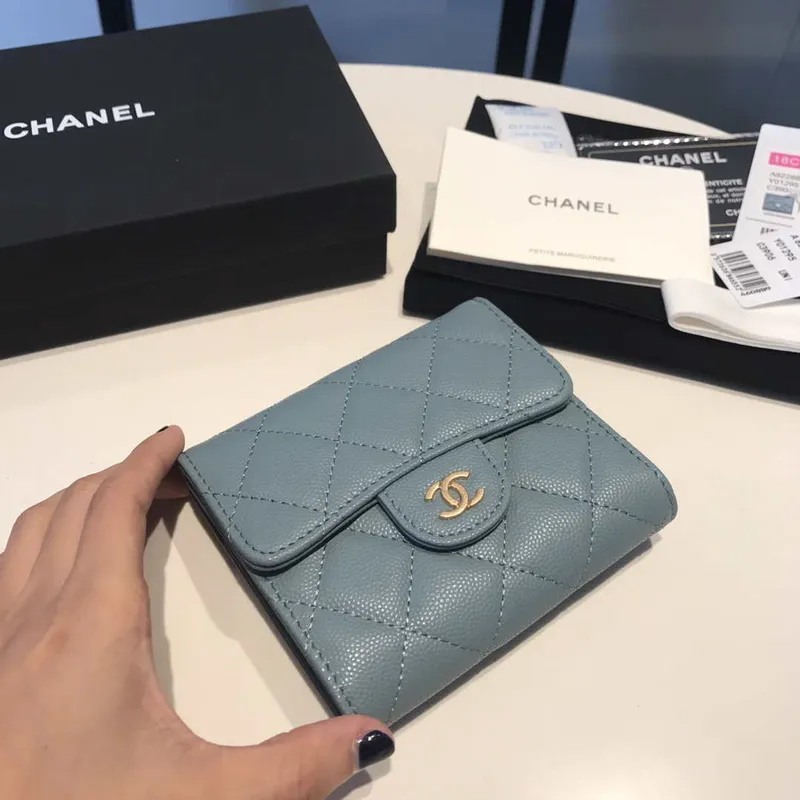 Chanel AP0231 Klasická malá peněženka FLAP z telecí kůže, modrá a zlatá