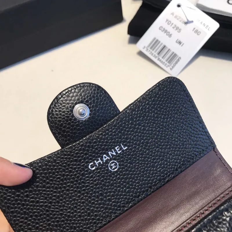 Chanel AP0231 Klasická malá peněženka FLAP z telecí kůže, černá stříbrná
