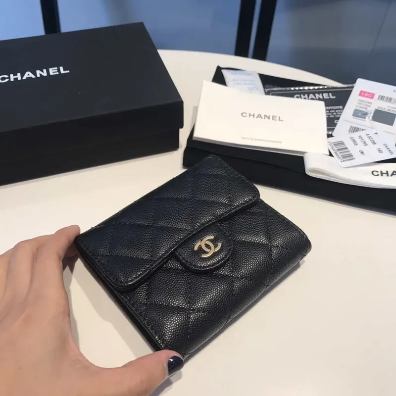 Chanel AP0231 Klasická malá peněženka FLAP z telecí kůže, černá a zlatá