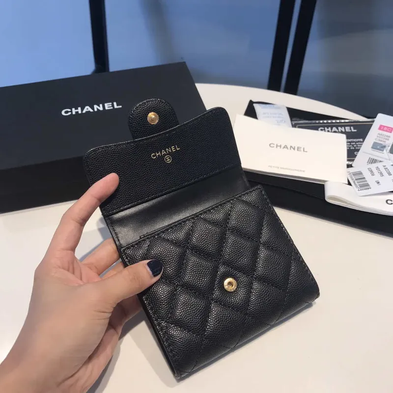 Chanel AP0231 Klasická malá peněženka FLAP z telecí kůže, černá a zlatá