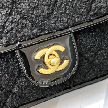 Chanel AS3652 Malá taška s klopou a horním uchem Bavlna a vlna Tweed a zlatý kov Černá