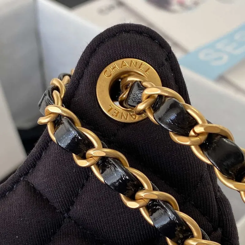 Chanel AS3710 Malá kabelka Hobo Sametová a zlatá kovová černá