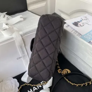 Chanel AS3710 Malá kabelka Hobo Sametová a zlatá kovová černá