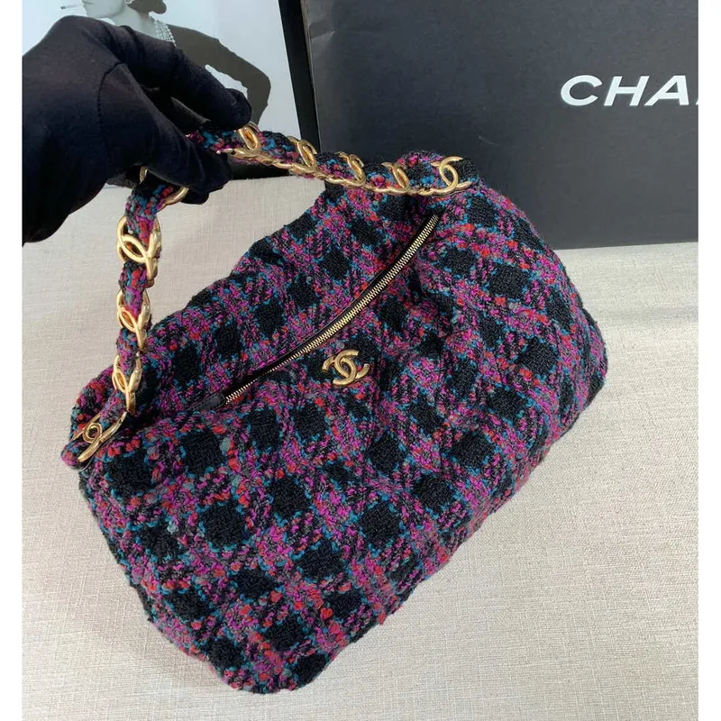 Chanel AS3564 MAXI HOBO BAG vlněný tvíd a zlatý kov, fialová