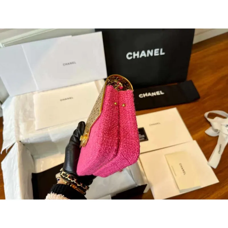 Chanel AS3526 Mini večerní kabelka z vlněného tvídu a zlatého kovu, růžově červená