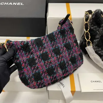 Chanel AS3562 Hobo kabelka vlněný tvíd fialová