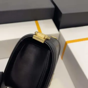 Chanel A67086 Pánská kabelka Černá jehněčí kůže Zlatá