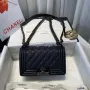 Chanel A67086 Boy Bag Chanel Flap Shoulder bag Černá telecí kůže Černá