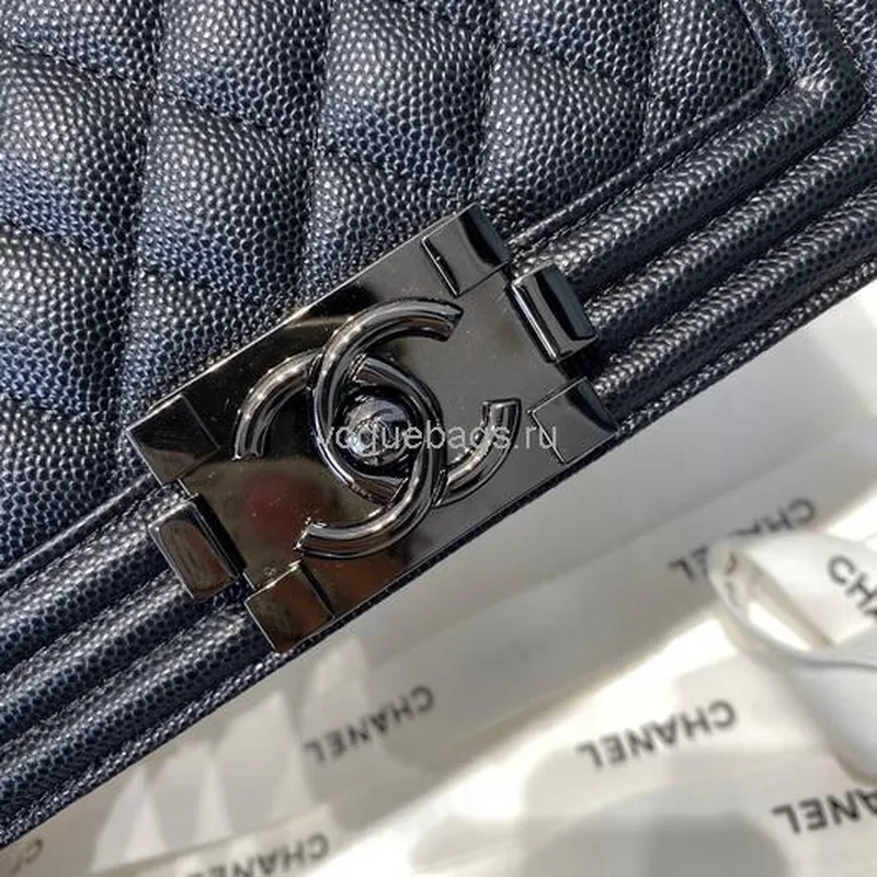 Chanel A67086 Boy Bag Chanel Flap Shoulder bag Černá telecí kůže Černá