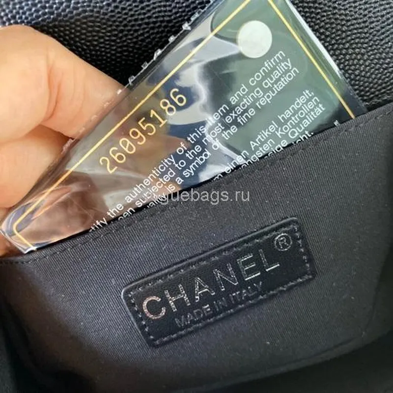 Chanel A67086 Boy Bag Chanel Flap Shoulder bag Černá telecí kůže Černá