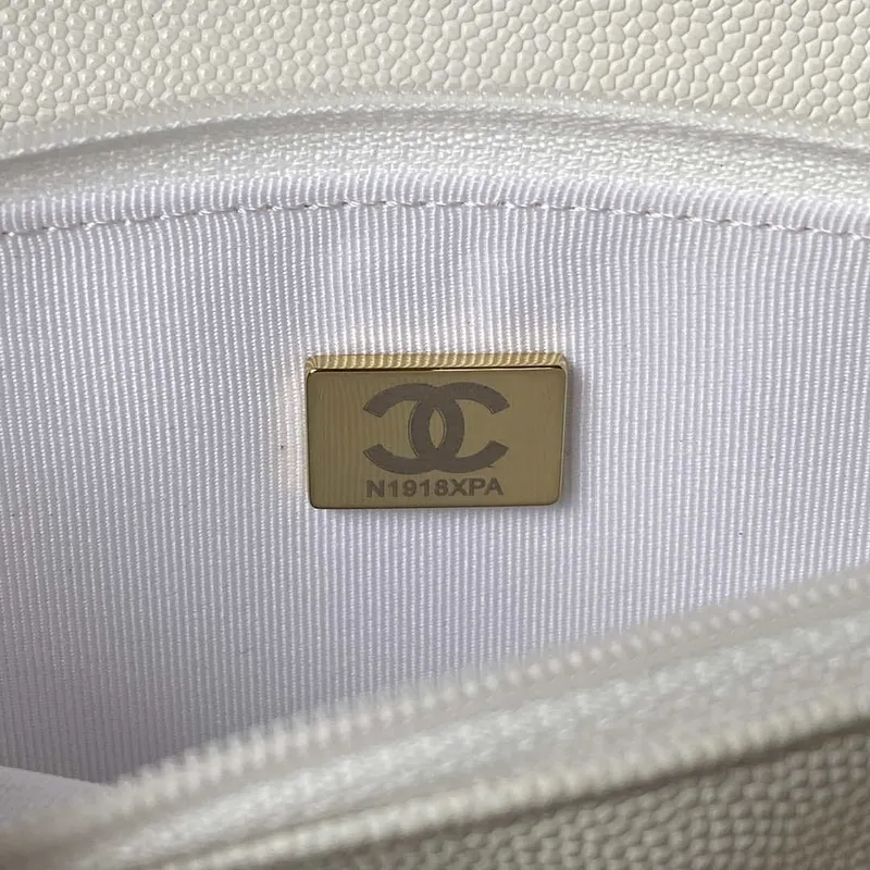 Chanel AP3019 Malá taška s klopou WOC z telecí kůže Taška na telefon Bílá