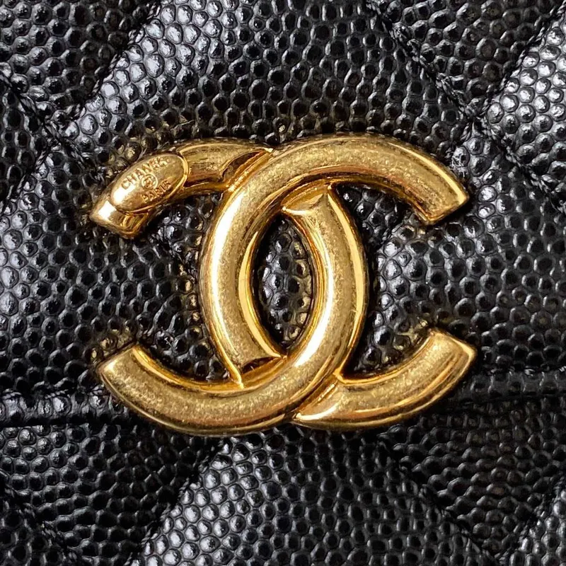 Chanel AP3021 Mini taška s klopou WOC z telecí kůže na telefon, černá