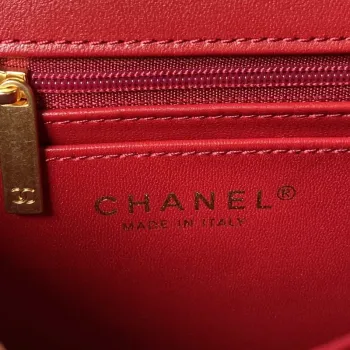 Chanel AS3442 Mini kabelka s klopou, sametová smaltovaná a zlatá kovová, vínově červená