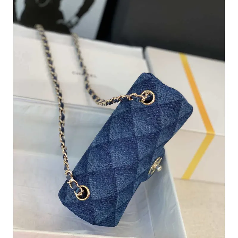 Chanel A69900 Mini klopová taška Denim Blue 1116 Gold