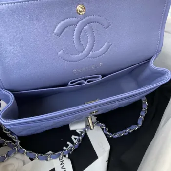 Chanel A01113 Kabelka s klopou Klasická taška Jehněčí kůže Fialová Stříbrná