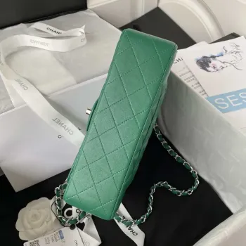 Chanel A01113 Kabelka s klopou Klasická taška Jehněčí kůže Zelená Stříbrná