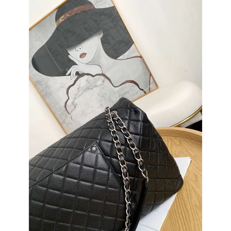 Chanel A91169 Cestovní taška s klopou Airport Series A94305 kaviárová telecí kůže Černá Stříbrná