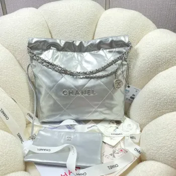 Chanel 22 Malá kabelka Lesklá telecí kůže AS3260 Stříbrná