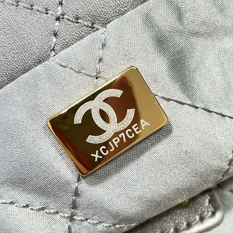 Chanel 22 Kabelka Lesklá telecí kůže AS3261 Šedá Stříbrná