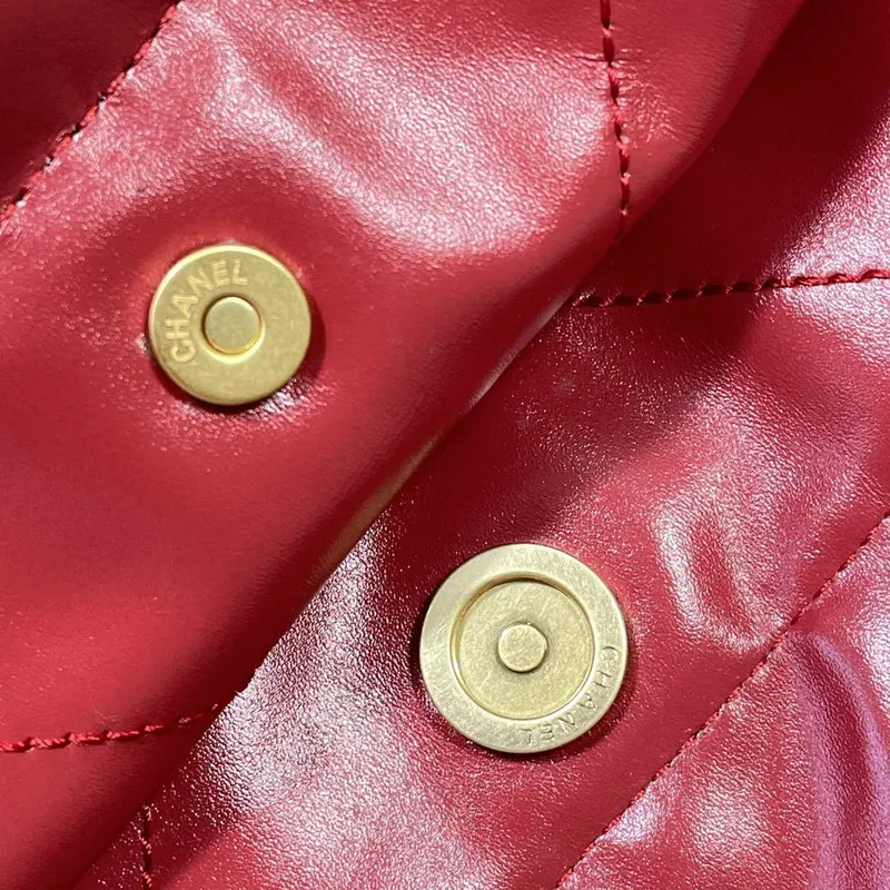 Chanel 22 Kabelka z lesklé telecí kůže AS3261 Červená