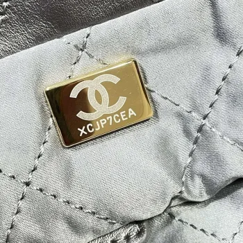 Chanel 22 Velká kabelka Lesklá telecí kůže AS3262 Šedá Stříbrná