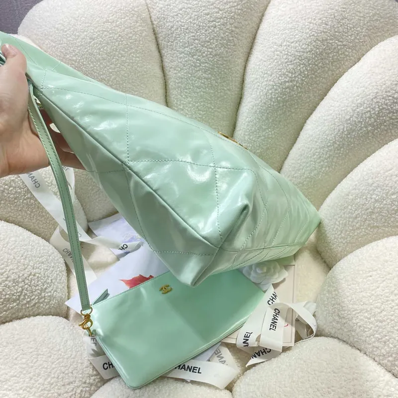 Chanel 22 Velká kabelka Lesklá telecí kůže AS3262 Mátově zelená
