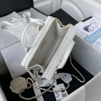 Chanel AS3345 Kosmetická taštička z telecí kůže a zlatého kovu, bílá