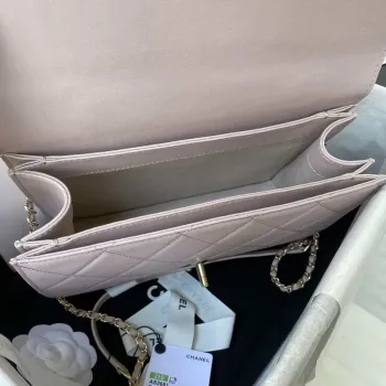 Chanel CC AS2681 Taška s klopou a horním uchem z telecí kůže, světle růžová