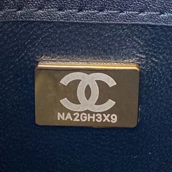 Chanel CC AS2681 Taška s klopou a horním uchem, telecí kůže, černá