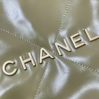 Chanel 22 Malá kabelka Lesklá telecí kůže AS3260 Světle zelená