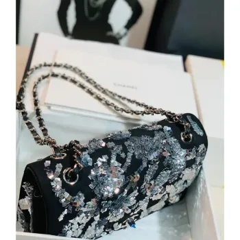 Chanel A01112 Klasická kabelka s výšivkou z jehněčí kůže ve zlaté barvě