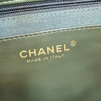 Chanel AS3609 Kabelka s klopou Jehněčí kůže Jehněčí kůže a zlatý kov Zelená