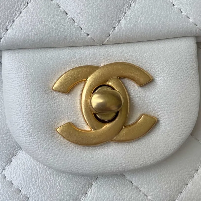 Chanel Mini flap Lambskin taška s horním uchem AS2431 Bílé zlato