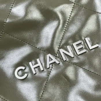 Chanel 22 Kabelka Lesklá telecí kůže AS3261 Tmavě zelená