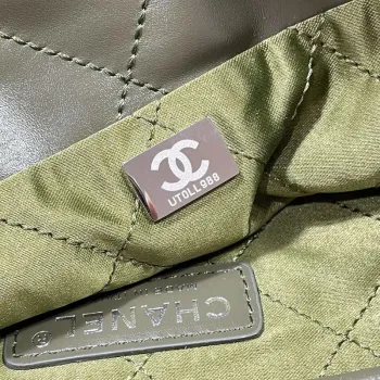 Chanel 22 Kabelka Lesklá telecí kůže AS3261 Tmavě zelená