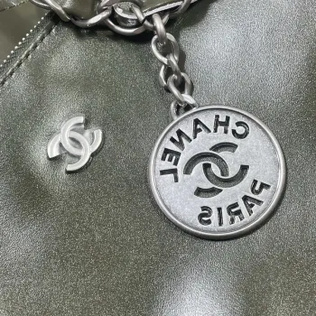 Chanel 22 Malá kabelka Lesklá telecí kůže AS3260 Tmavě zelená