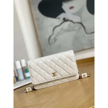 Chanel A81217 Kabelka s klopou z jehněčí kůže Onyx Malá čtvercová kabelka pro letušky Bílá