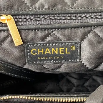 Chanel 22 Kabelka AS3261 Lesklá telecí kůže Zlatý kov Černé logo Bílá