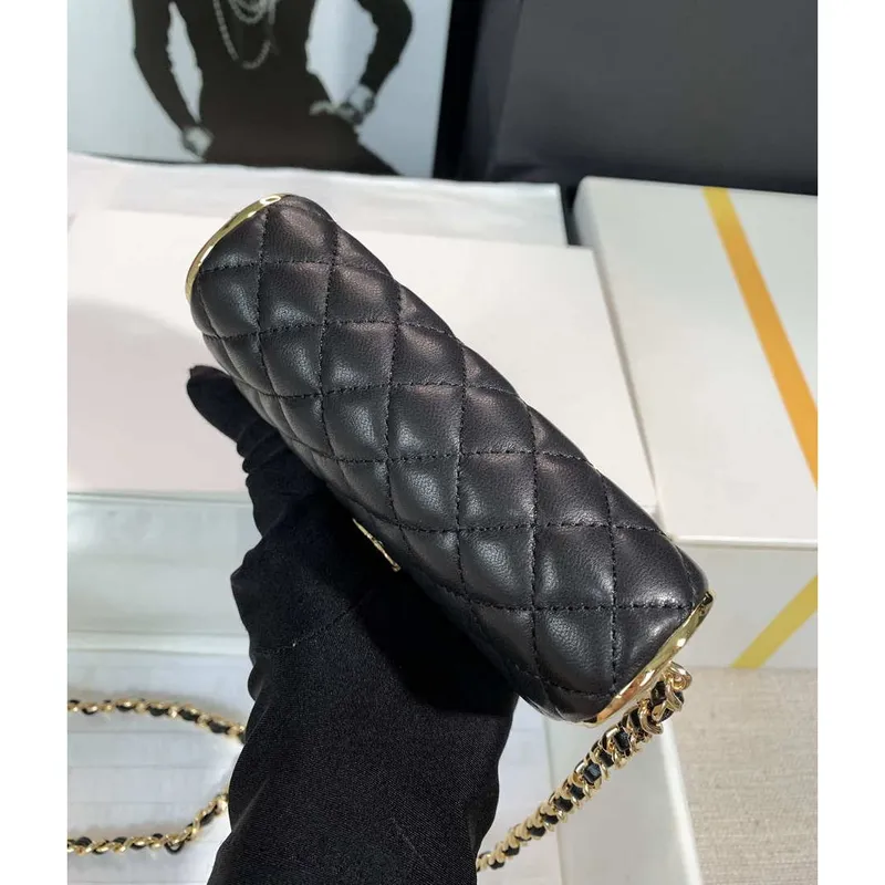 Chanel AS3308 Malá večerní kabelka 22A Limitovaná edice Černá jehněčí kůže Zlatá