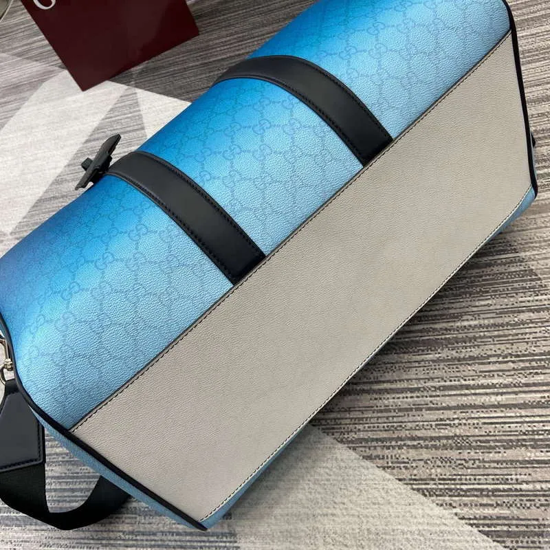 Gucci 835688 Gucci Chroma Střední Taška přes Rameno Gradient modrá