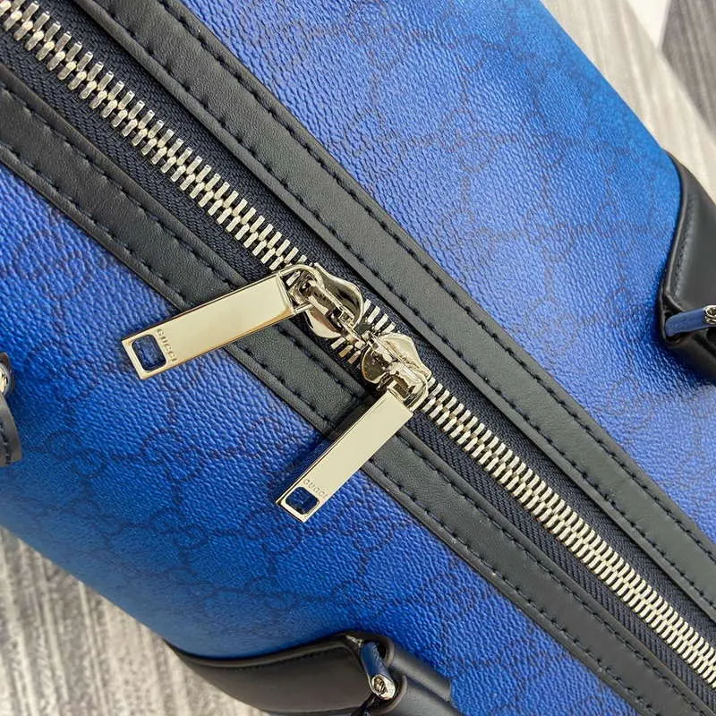 Gucci 835688 Gucci Chroma Střední Taška přes Rameno Gradient modrá