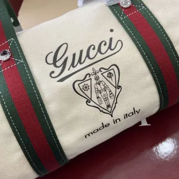 Gucci 816865 Malá tištěná plátěná taška Off white