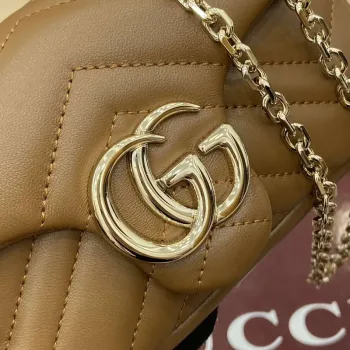 Gucci 841290 GG Marmont Mini Kabelka přes rameno Hnědá