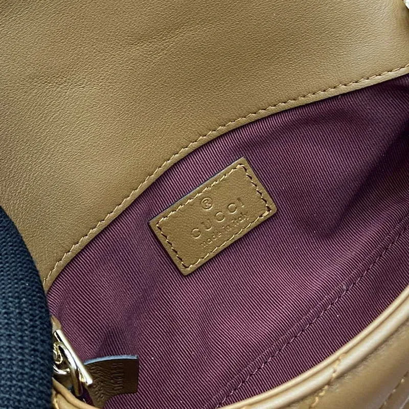 Gucci 841290 GG Marmont Mini Kabelka přes rameno Hnědá