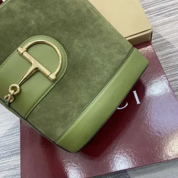 Gucci 833660 Gucci 73 Střední kabela na víno Zelená semiš