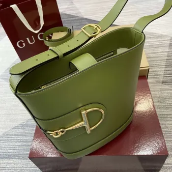 Gucci 833660 Gucci 73 Střední kabela Bucket Zelená hladká kůže