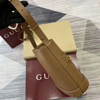 Gucci 833660 Gucci 73 Střední kabela na rameno Hnědá hladká kůže