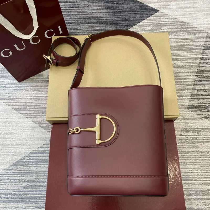 Gucci 833660 Gucci 73 Střední kabela Bucket Bag Ancora Red hladká kůže