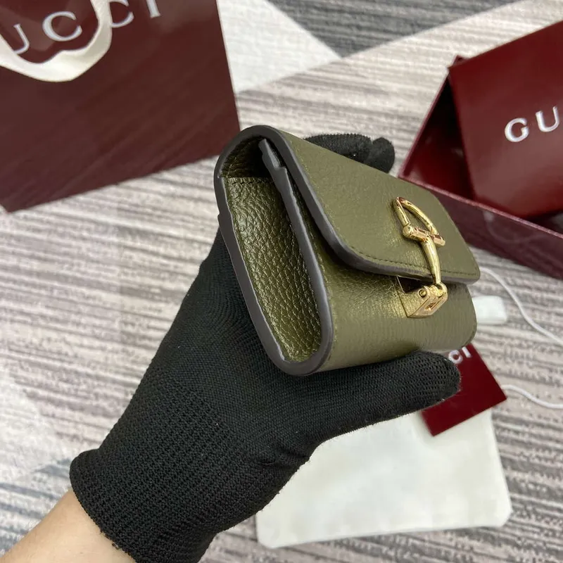 Gucci 828148 Gucci Softbit Karta Držák Tmavě Zelená